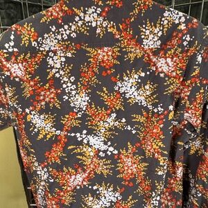 Kenneth Cole Men's Shirt with Red, Orange, and White Floral Design